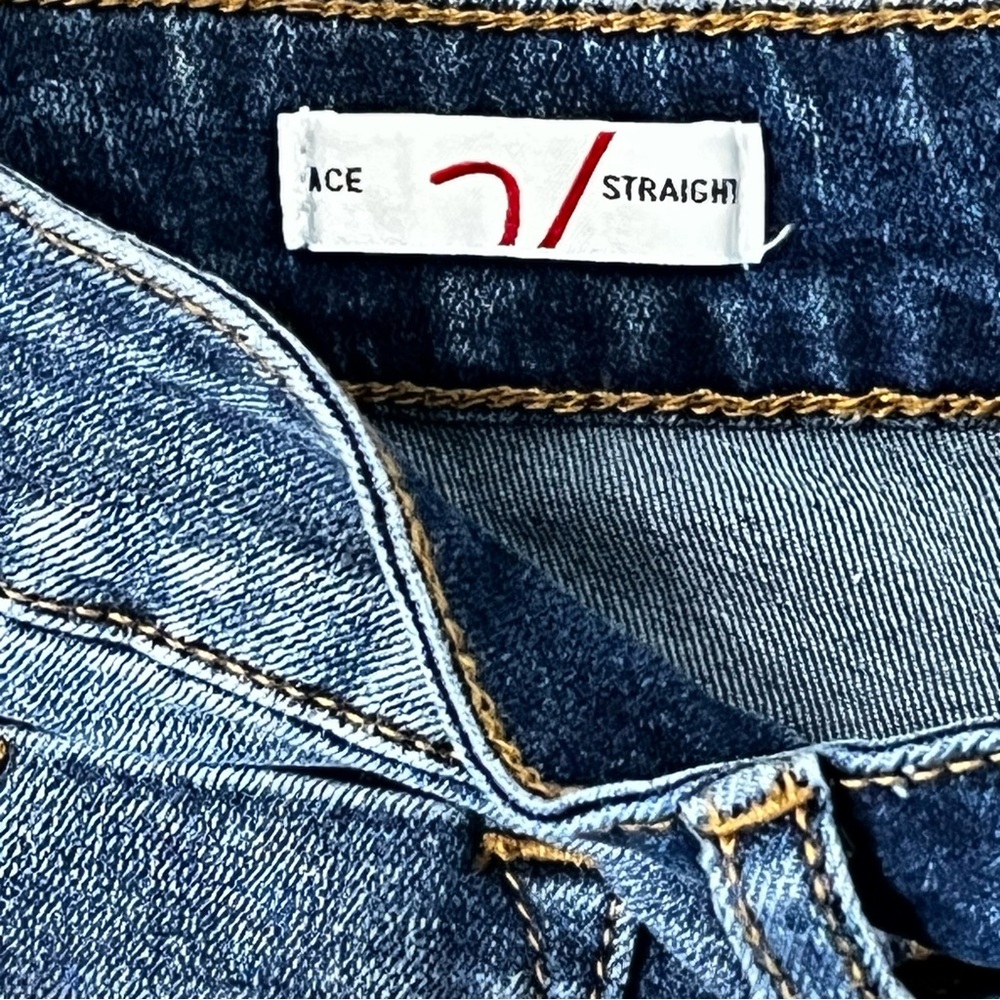 Vigoss ACE Strait Leg Jeans Women’s Size 26 Blue Retro Casual Trending Essential - Picture 8 of 10
